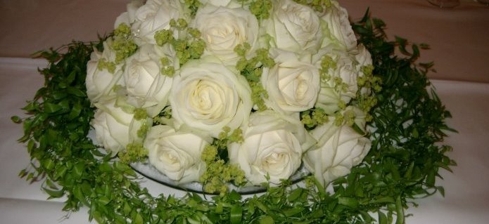 003Tischdekoration_Hochzeitsfloristik-Blumenladen_ZimmermannFlaach_Flaach